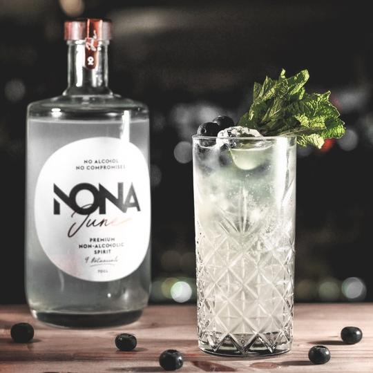 Nona June - Premium Non Alcoholoic Spirit 0,7l